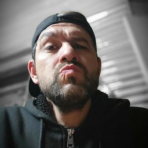 Meet your Posher, Bobby